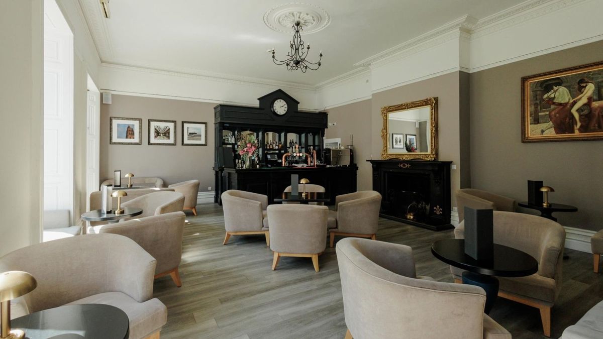 The bar and lounge at Brandon Hall Hotel and Spa